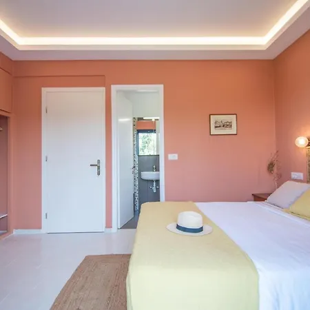 Thires Inn 3*